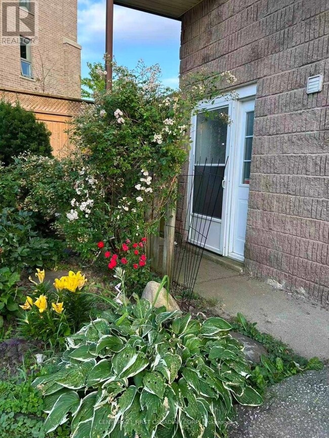 Building Photo - 40 Fairfax Ct