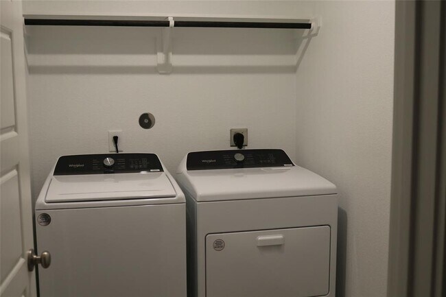 Foto del edificio - 18626 Etta Pnes Cir