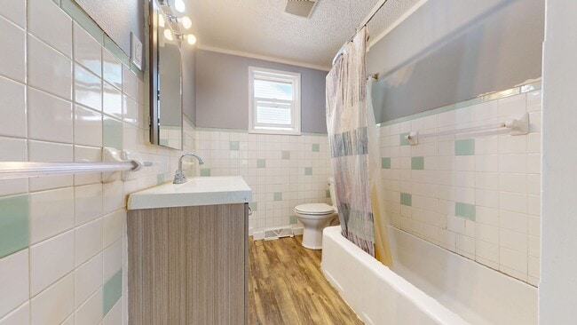 Building Photo - Cute Cape Cod, 3 or 4 bedroom in Mansfield