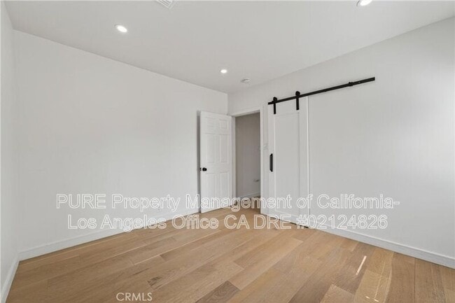 Building Photo - 2912 Covina St