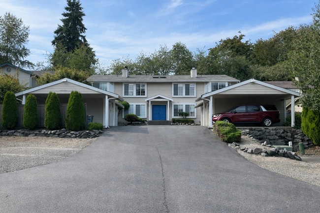 Building Photo - 3210 Morrison Rd W