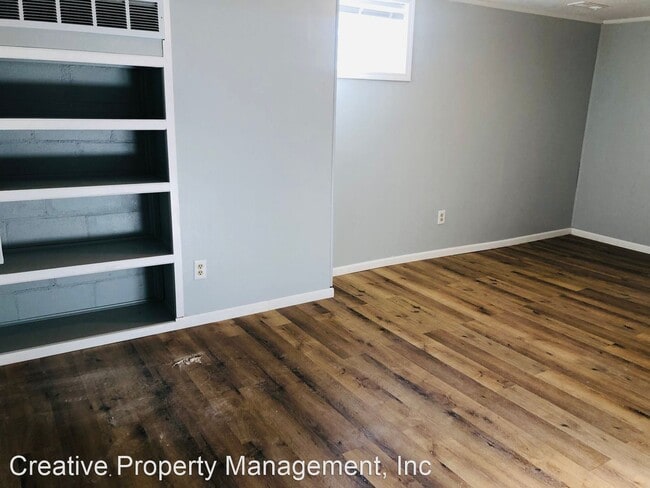 Building Photo - 3 br, 2 bath House - 1104 9th St NW