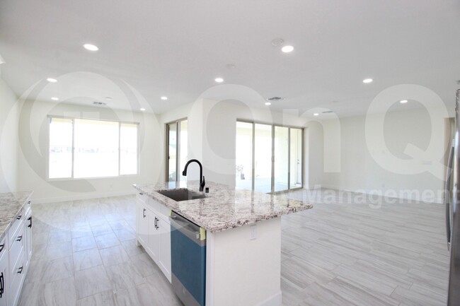Foto del edificio - 22536 W Huntington Dr