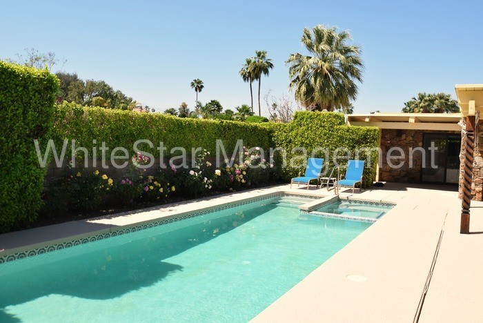 Building Photo - 1210 E Buena Vista Dr