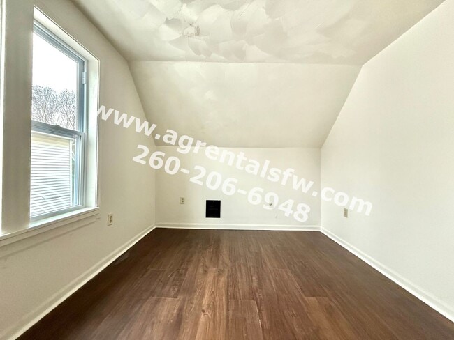 Foto del edificio - 2639 Indiana Ave