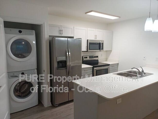 Foto del edificio - 318 NE 7th Terrace
