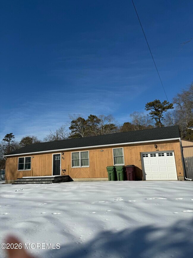 Foto del edificio - 45 Harbor Inn Rd