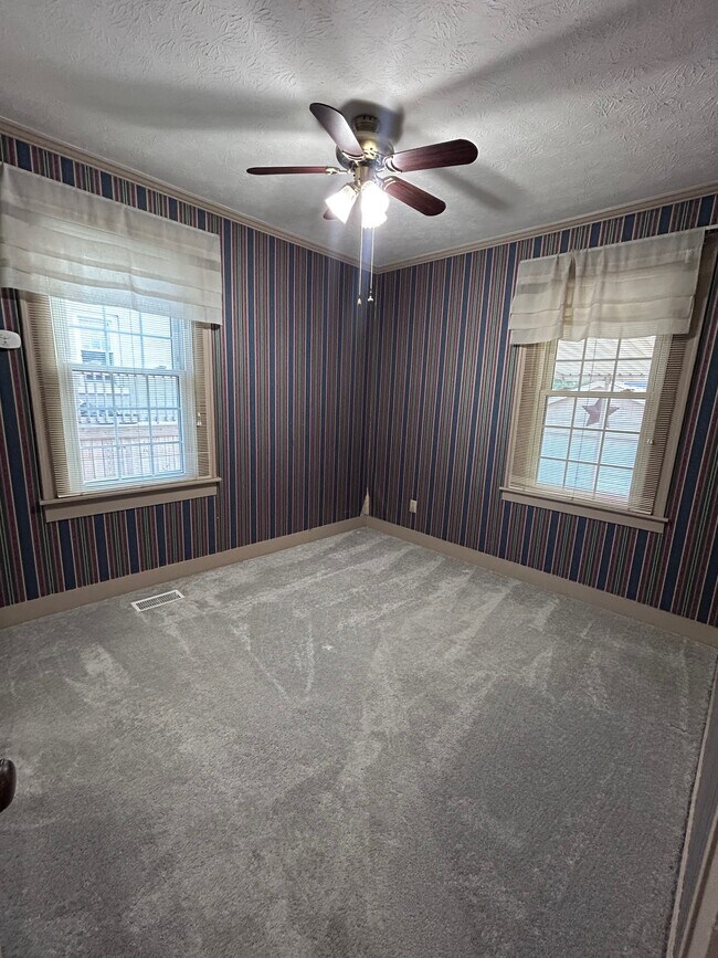 Foto del edificio - 123 N Richardson Dr