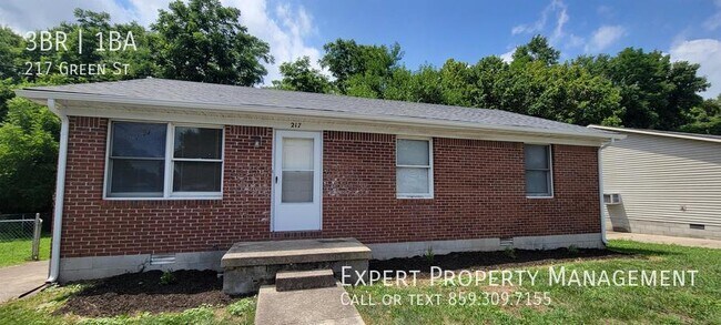 Building Photo - 217 Green St