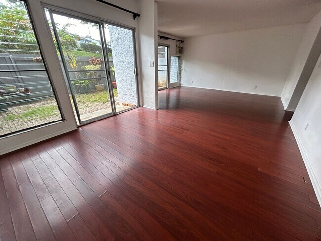 Building Photo - Gem in Kaneohe