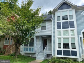 Building Photo - 9617 Pierrpont St