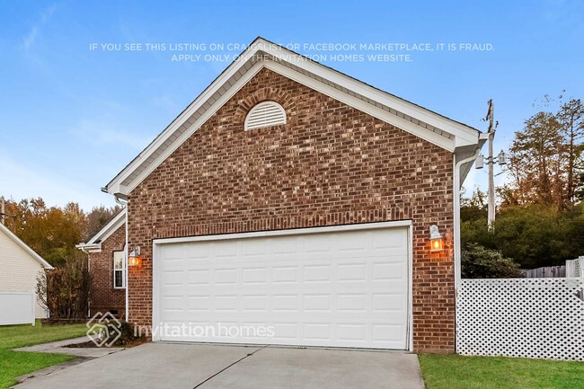 Building Photo - 5743 Heron Point Pl SW