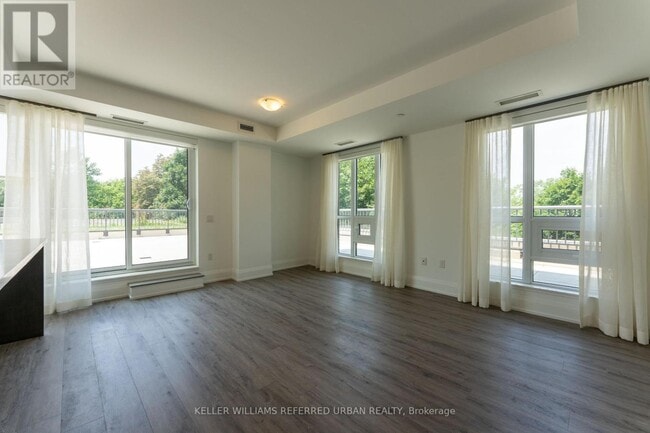 Photo du bâtiment - 1700 Avenue Rd