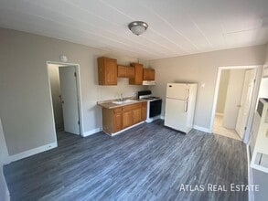 Building Photo - 7400 Leyden St