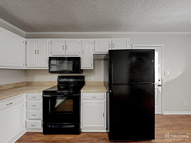 Foto del edificio - 6273 Branch Hill Cir
