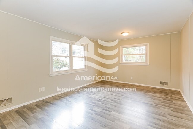 Foto del edificio - 1130 Linwood St