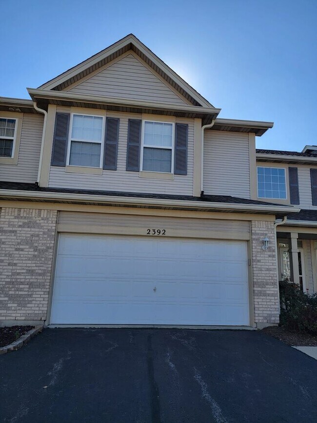 Building Photo - 2392 Sunrise Ct