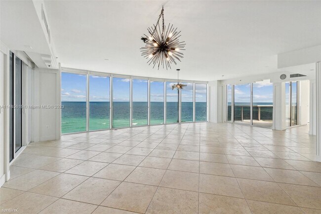Foto del edificio - 4 br, 5.5 bath Condo - 18911 Collins Ave A...