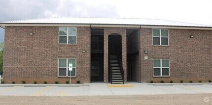 Building Photo - 1408 SE 1st St