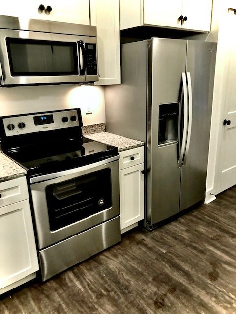 Building Photo - 3 BD 3 BA with Bonus Room or 4th Bedroom
