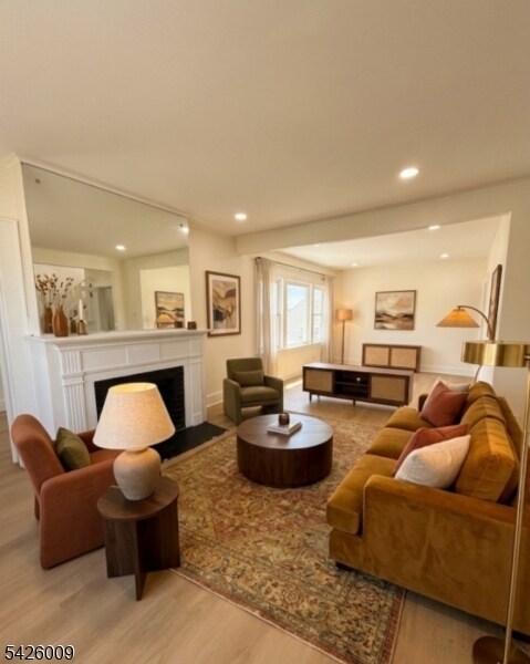 Foto del edificio - 1580 Summit Ave