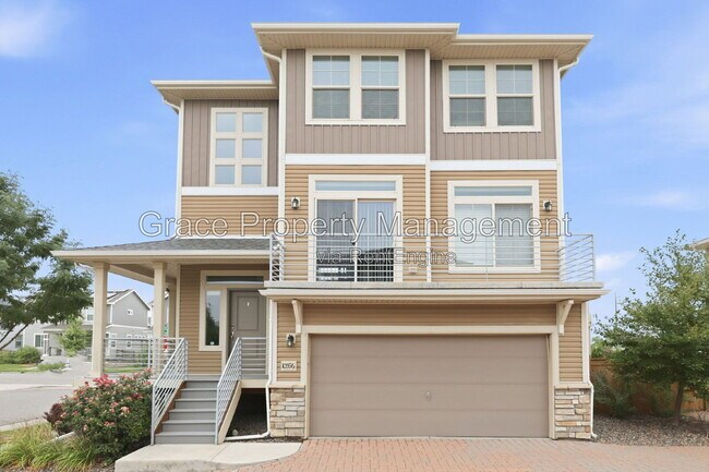 Building Photo - 10596 Waco St