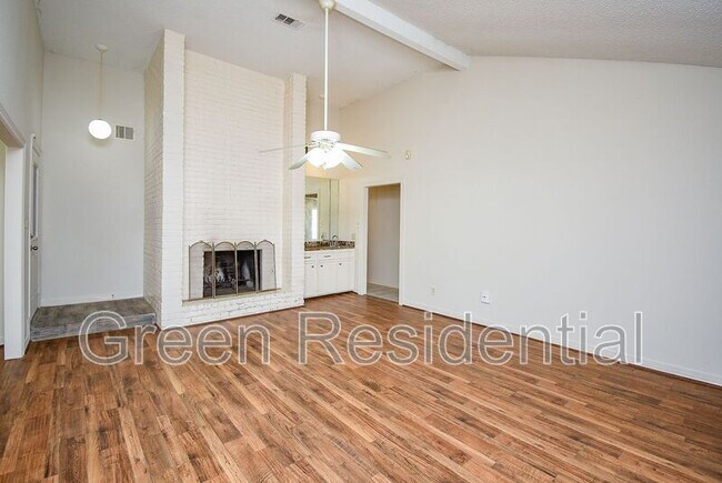 Foto del edificio - 11366 Oakcenter Dr