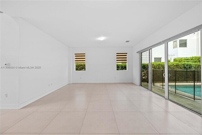 Foto del edificio - 10067 NW 75th Terrace