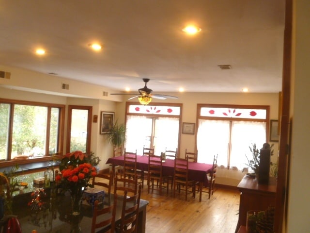 Foto del edificio - 324 Little Falls St