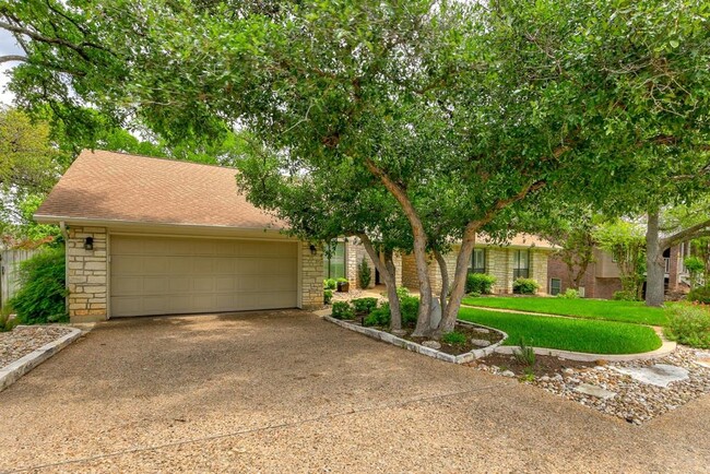Foto del edificio - 6200 Rain Creek Pkwy