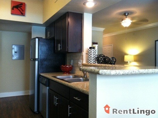 Foto del edificio - 13099 Westheimer Rd