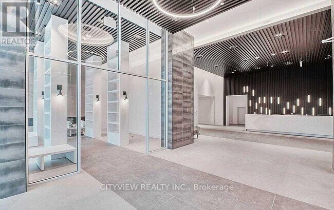 Photo du bâtiment - 2489 Taunton Rd