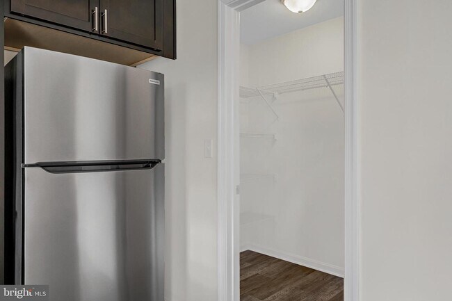 Foto del edificio - 2753 Maplewood Circle