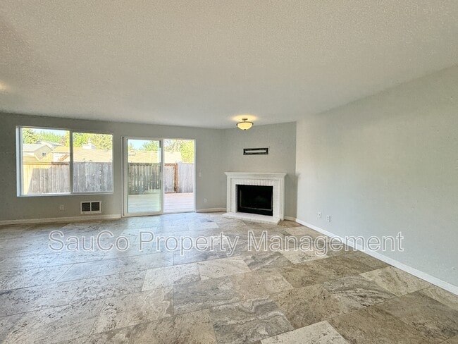 Building Photo - 7285 SW 158th Pl