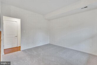 Building Photo - 41751 McMonagle Square