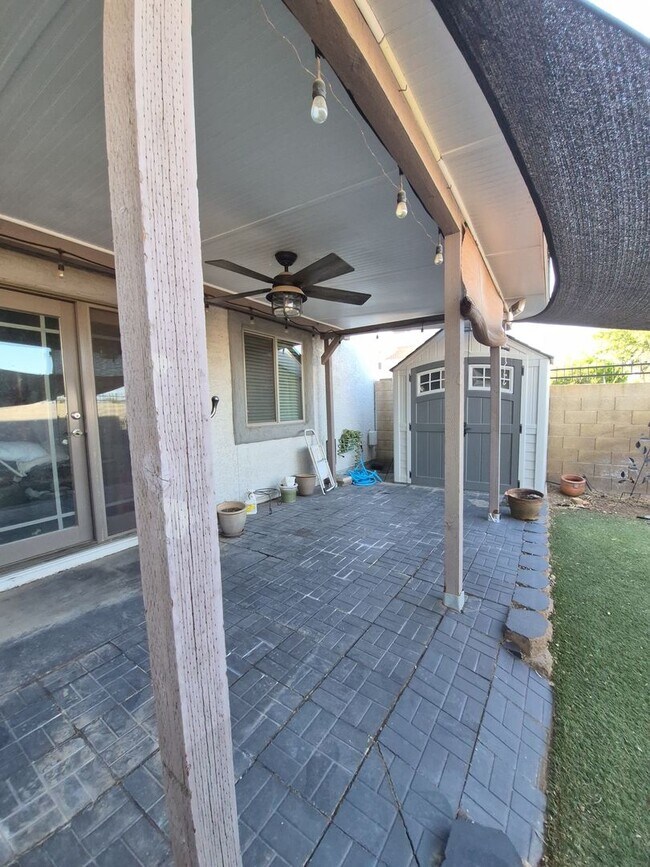 Foto del edificio - 9237 N 47th Dr