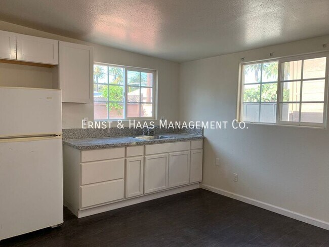 Photo - 2360 Golden Ave Apartment