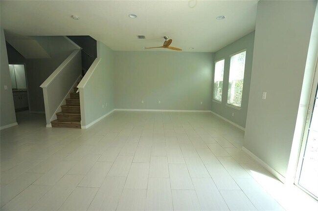 Building Photo - 7001 Interbay Blvd