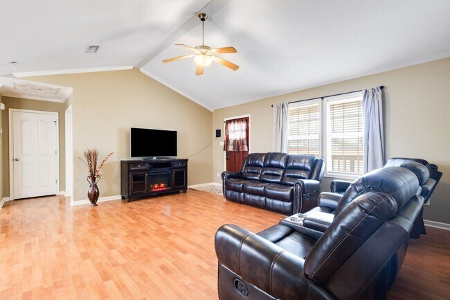 Foto del edificio - FOR RENT IN CHURCH POINT!