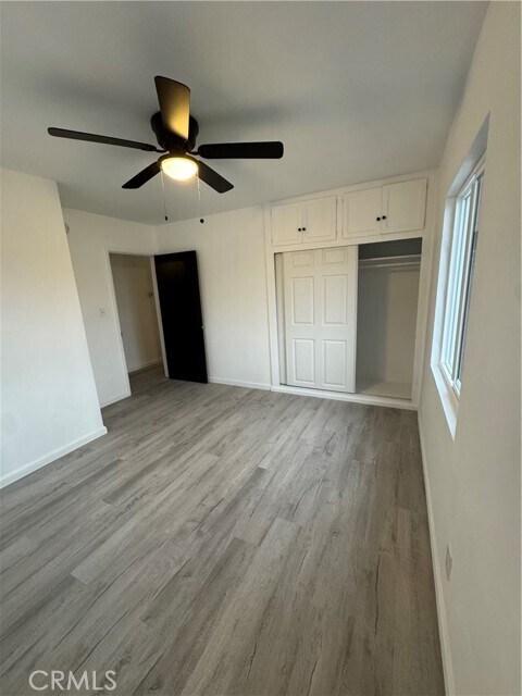 Building Photo - 449 S Pampas Ave