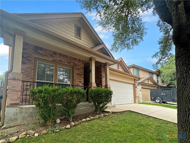 Building Photo - 2384 Medina Dr