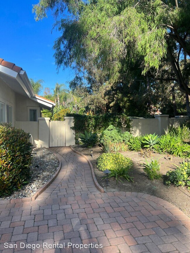 Building Photo - 3 br, 3 bath House - 1170 Lupine Hills Dr.
