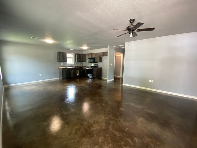 Building Photo - 3 bed 1 Bath Trumann, AR