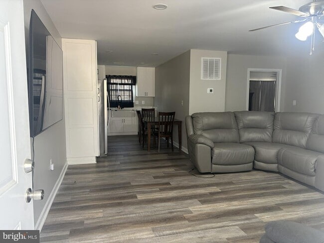 Building Photo - 25211 Lettner Ln