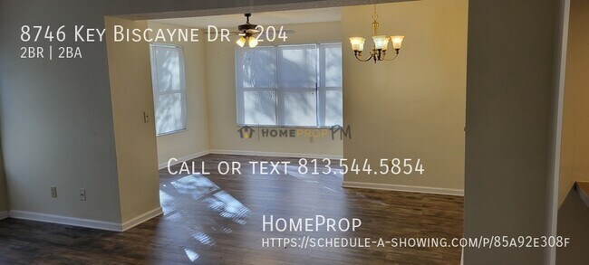 Foto del edificio - 8746 Key Biscayne Dr