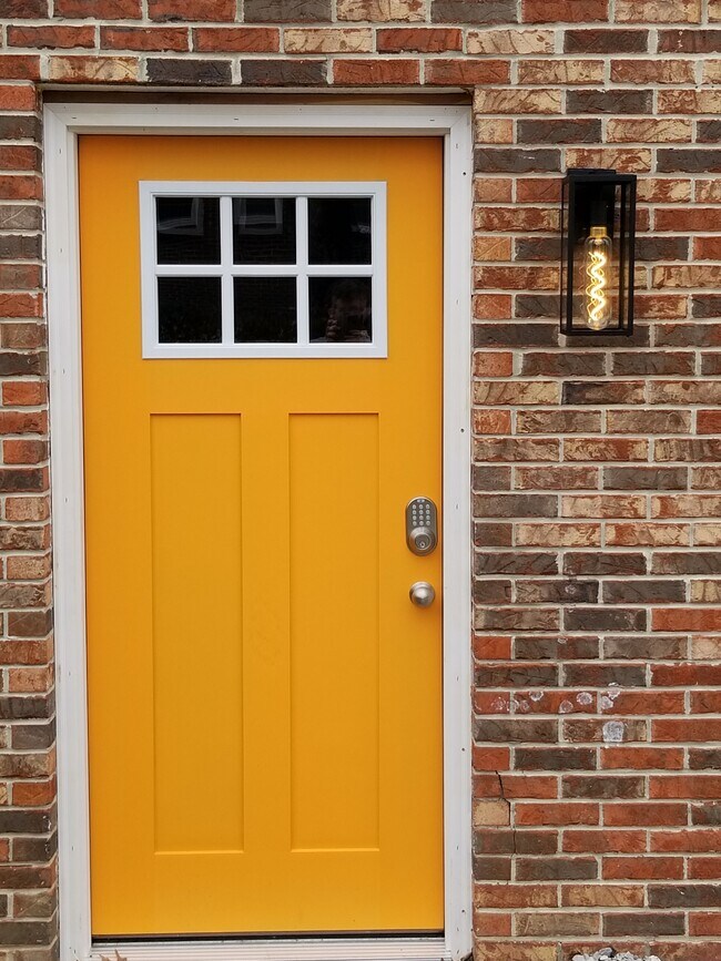 298 E Jere Whitson Rd, Cookeville, TN 38501 House for Rent in Cookeville, TN