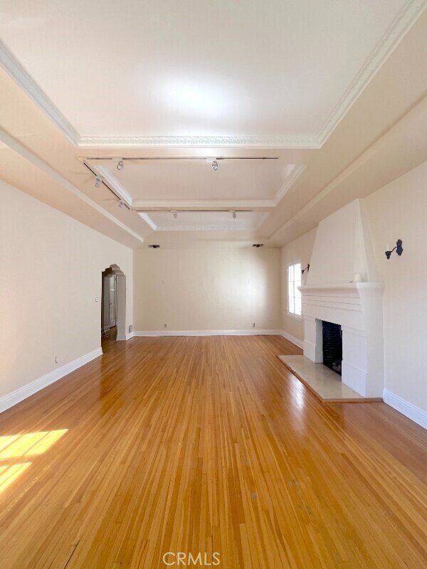 Building Photo - 223 S Gale Dr