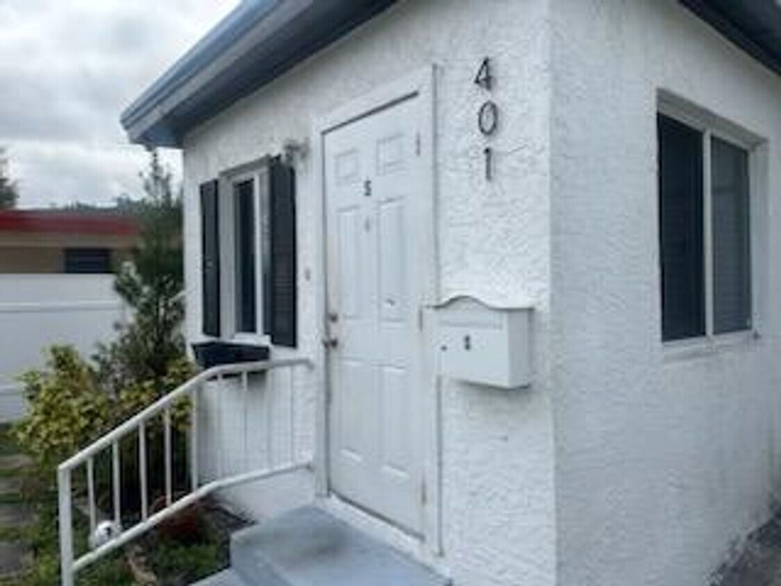 Primary Photo - LEASE ONLY - 401 North West 16 Ave