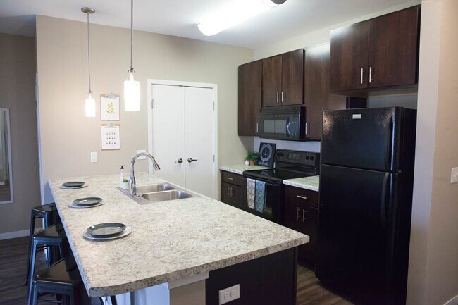 Foto del edificio - Northtown Crossing - Pet Friendly, Student...