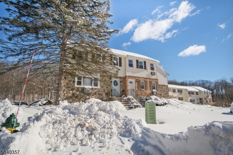 322 Richard Mine Rd Unit N2, Wharton, NJ 07885 Condo for Rent in